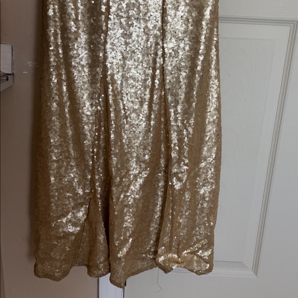 Gold sequin gown - Picture 6 of 6